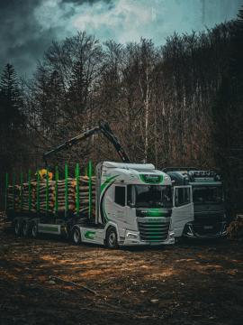 Rondhout oplegger - Vervoer en oplading