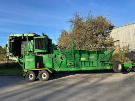 Maalmachine en houtslijper BANDIT BEAST 1680 | Verwerking van houtafval | Houtbewerkingsmachines | Lift cranes s.r.o.