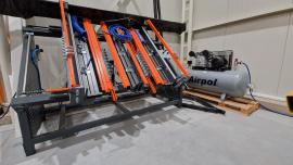 Andere techniek Paletovací stôl - PT-1900 PNEU |  Timmermanstechniek | Houtbewerkingsmachines | IQ Brands s.r.o.